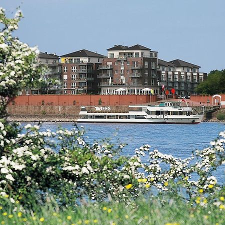 Hotel Rheinpark Рес Экстерьер фото
