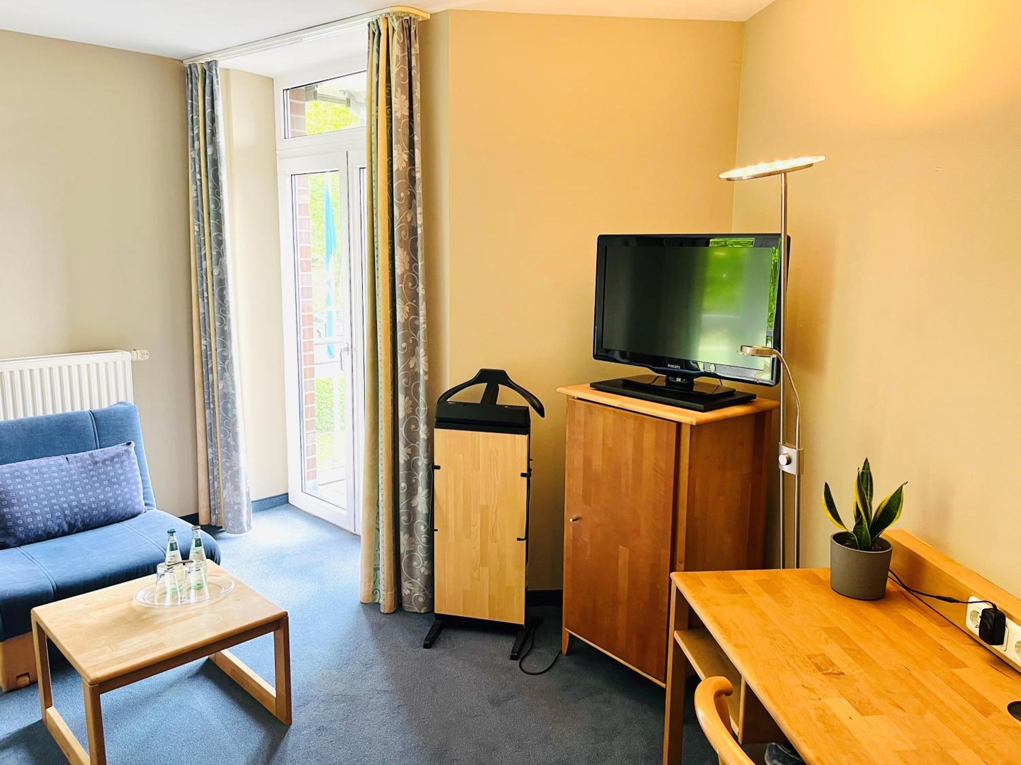 Hotel Rheinpark Рес Экстерьер фото
