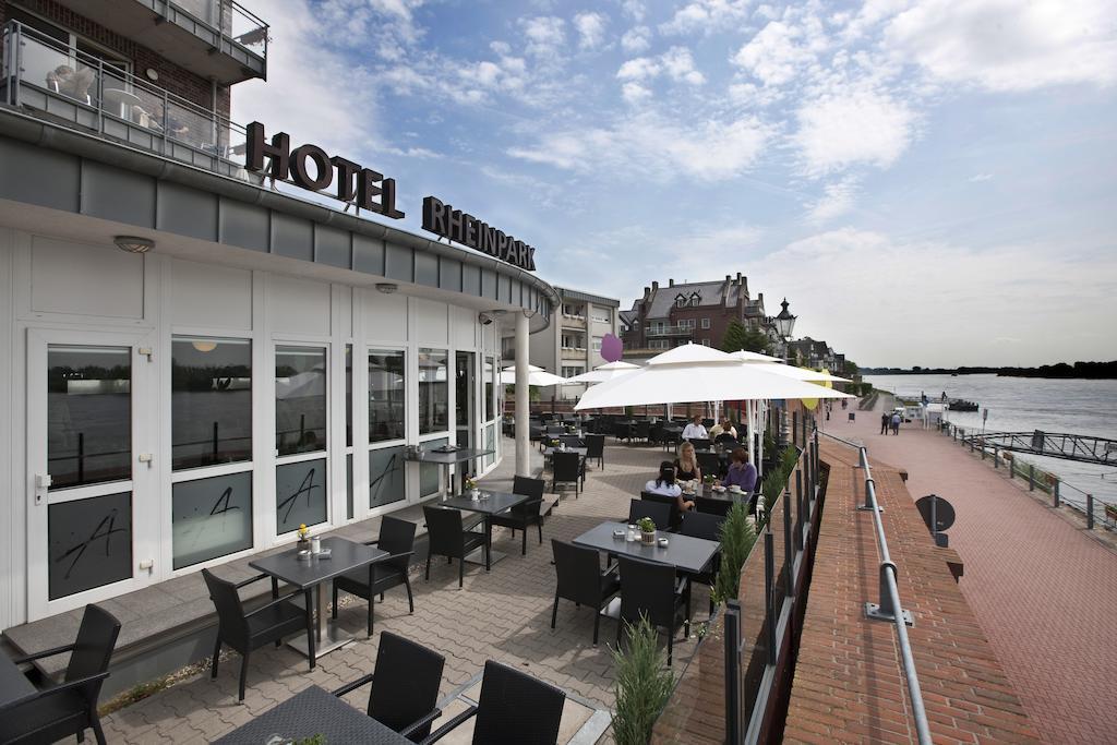 Hotel Rheinpark Рес Экстерьер фото