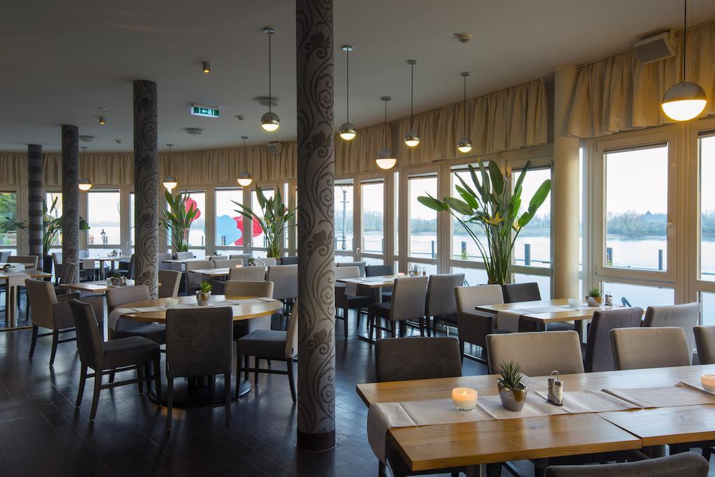 Hotel Rheinpark Рес Экстерьер фото